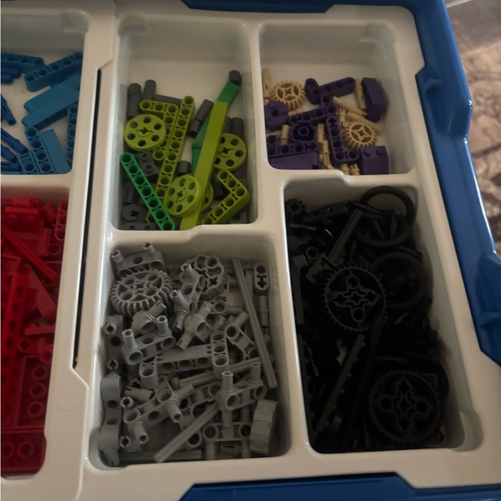 Lego Education Bric Q 45400 designed for children 10+ - Picture 4 of 9